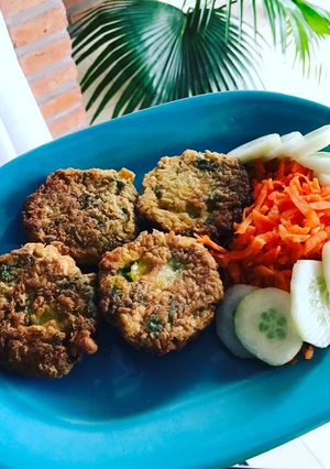 Una foto de Croquetas de arroz rellenas de jamón y queso