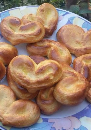 Una foto de Corazoncitos de leche y amor💘💝