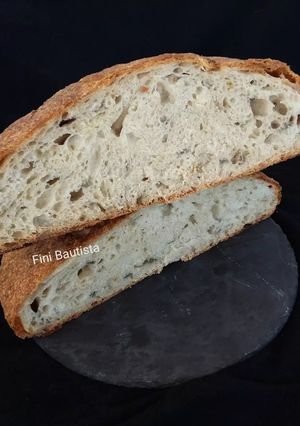 Una foto de Pan con cebolla y nueces macadamia