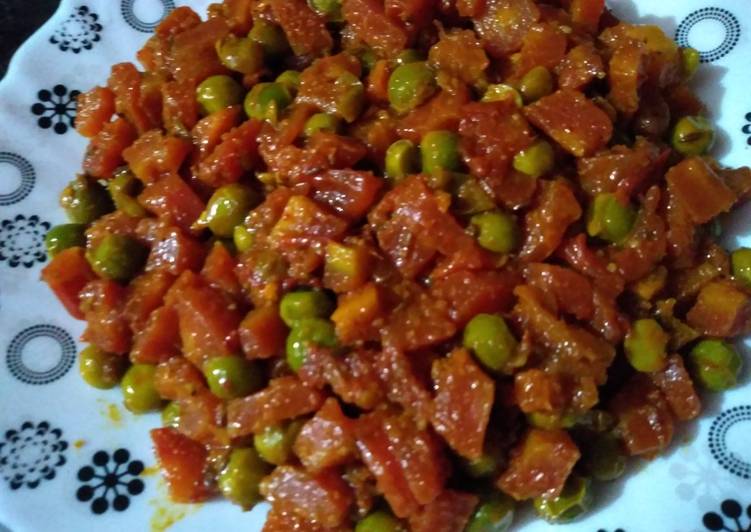 Steps to Make Ultimate Carrot with peas