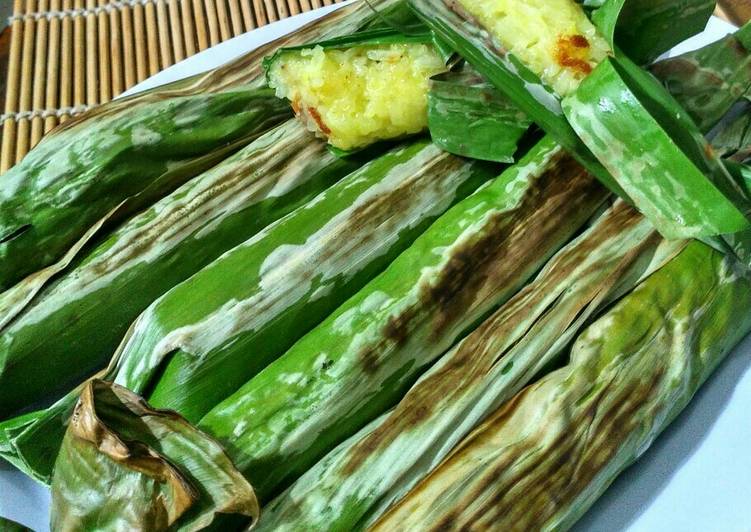 Lemper Kuning isi Abon ala Lalampa