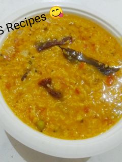 स्वामीनारायण प्रसादाची दाल खिचडी (dal khichdi recipe in marathi) रेसिपी चे मुख्य फोटो 