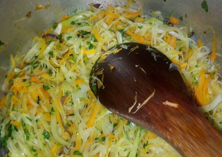 Step-by-Step Guide to Prepare Favorite Stir Fry Cabbage