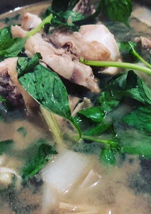 Hình của món Lẩu gà lá é (Chef Bi).