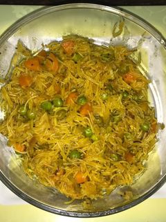 नमकीन जवे/सेवइयां (Namkeen jave /sevaiyan recipe in hindi) रेसिपी मुख्य फोटो