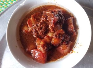 Hình của món Thịt heo kho tương bần.