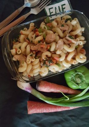 A picture of CHICKEN TIKKA MACARONI #ramadanki tayari.