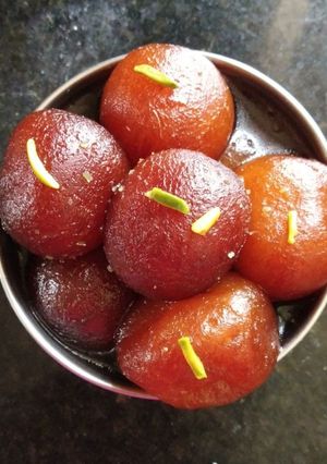 ரவா ஜமுன் செய்முறை முக்கிய புகைப்படம்