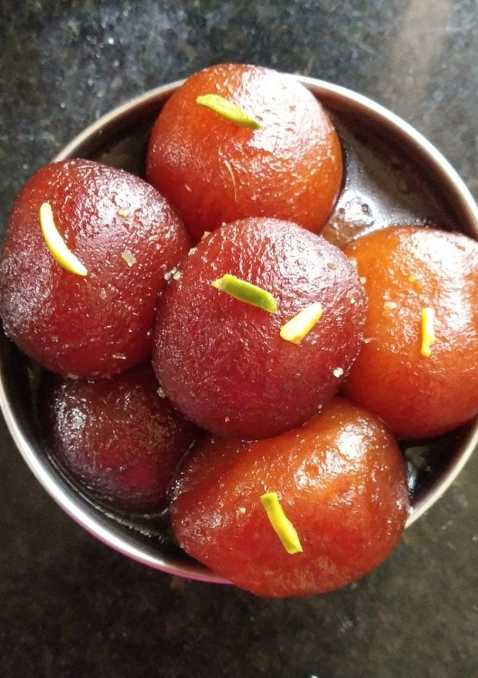 ரவா ஜமுன் செய்முறை முக்கிய புகைப்படம்