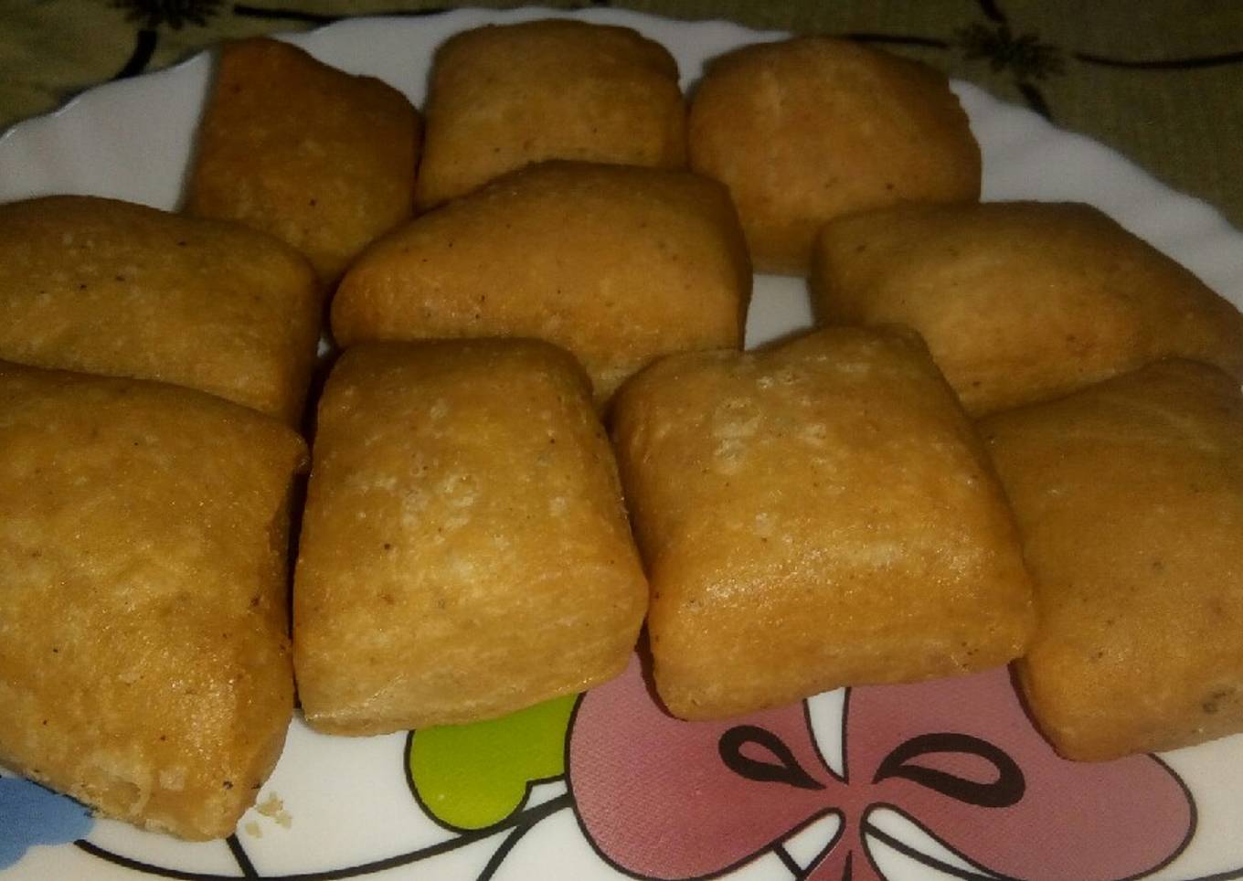 Cardamom mandazis