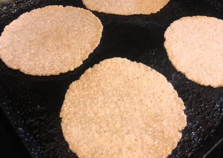 Tortillas de avena fácil y rápido!!!! Receta de Gloria de Orellana Cookpad