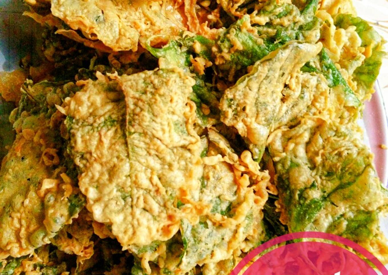 Langkah Mudah untuk Membuat Peyek Bayam, Enak