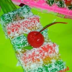 รูปของ Lapis Ubi (Singkong)