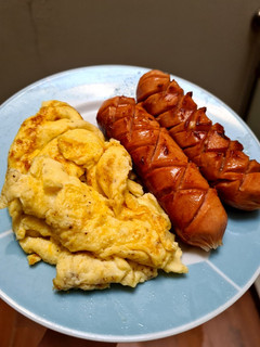 Foto resep Scrambled egg with beef sausage