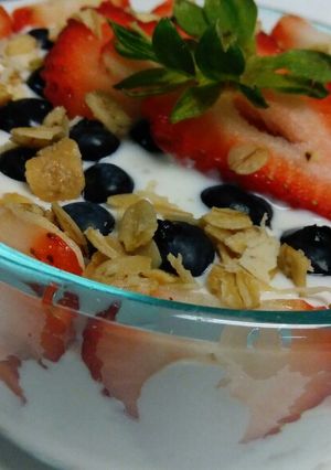 A picture of Yogurt Parfait.