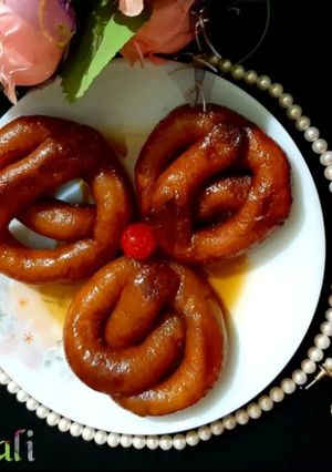 A picture of Sweet potato jalebi/ Ranga aloo'r jilapi.