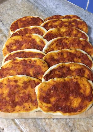 Una foto de Pizzas individuales con harina pureza (p/frizar)