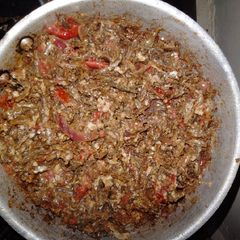 A picture of Mayai omena.