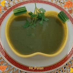 A picture of Drumstick Lauki Coriander Soup.