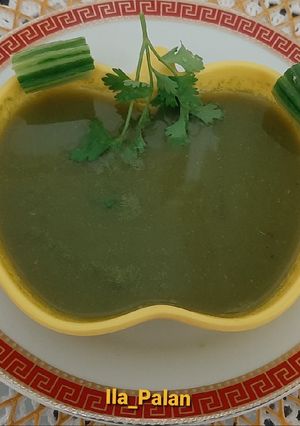 A picture of Drumstick Lauki Coriander Soup.