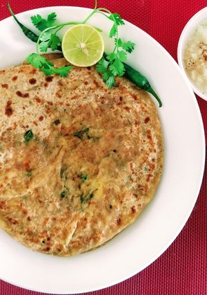 A picture of Spicy Aloo Paratha.