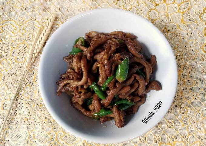 Cara Gampang Membuat Tumis Usus Ayam Pedas, Enak Banget