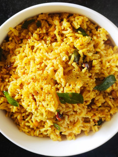 புளிசாதம் (Tamarind rice) செய்முறை முக்கிய புகைப்படம்