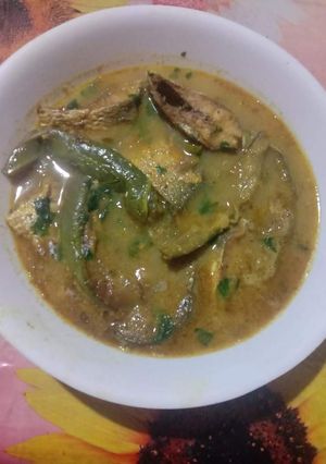ইলিশের ঝোল(ilisher jhol recipe in Bengali) রেসিপির প্রধান ছবি