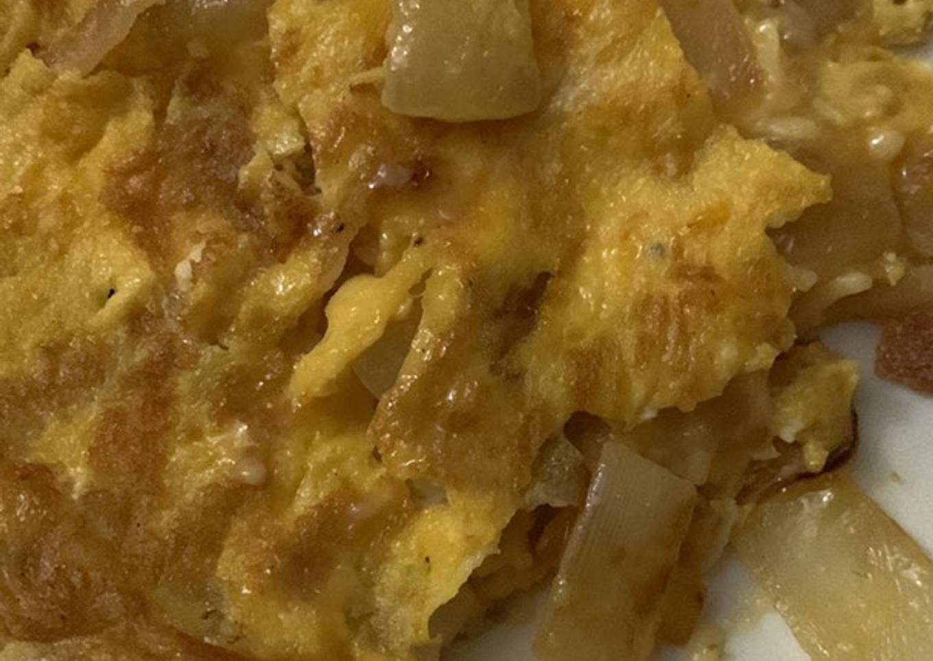 Tortilla francesa con cebolla a la española