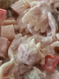 Una foto de 179. Ensalada de lacitos con mahonesa y ketchup
