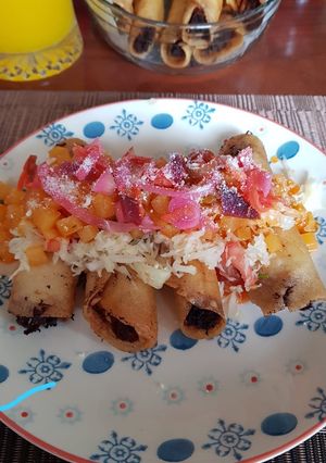 Una foto de Tacos Fritos - Mi Primera Publicación