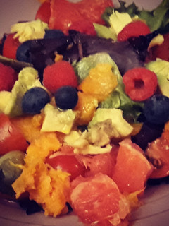 Una foto de Ensalada de boniato y pomelo
