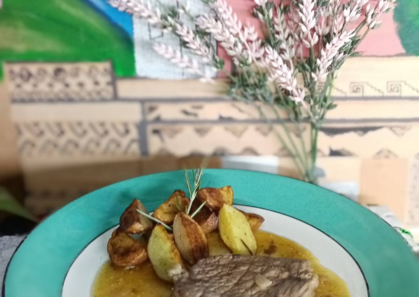 Filete al perejil con papas rústicas