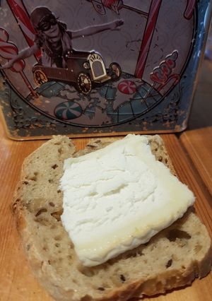 Une photo de Pain épeautre et graines