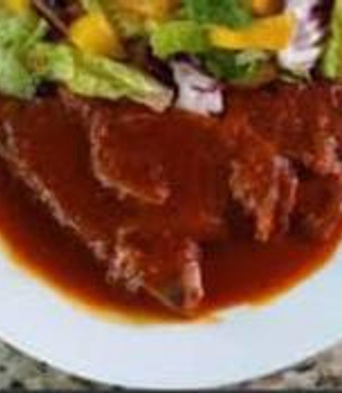 Una foto de Chuletas en chile guajillo 😋