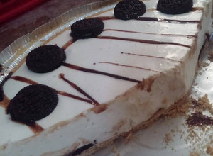 Una foto de Cheesecake de oreo y chocolate