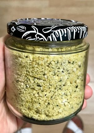 Una foto de Queso Parmesano Vegano