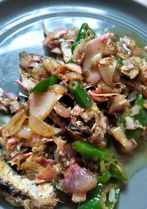 Foto resep Tumis Ikan Asin Japuh Kecombrang Cabe Hijau