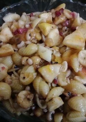 A picture of Bazarii Macroni spaghetti chana fruit chaat.
