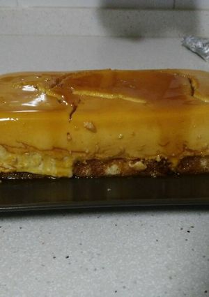 Una foto de Pudding de queso y sobaos