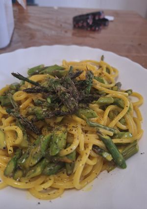 Foto di Pasta asparagi e zafferano