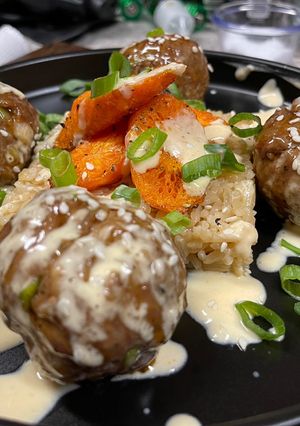 A picture of Scallion Ginger Meatballs w/ Bulgogi Sauce.