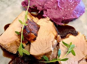 Une photo de Filet mignon de porc, purée de patate douce violette