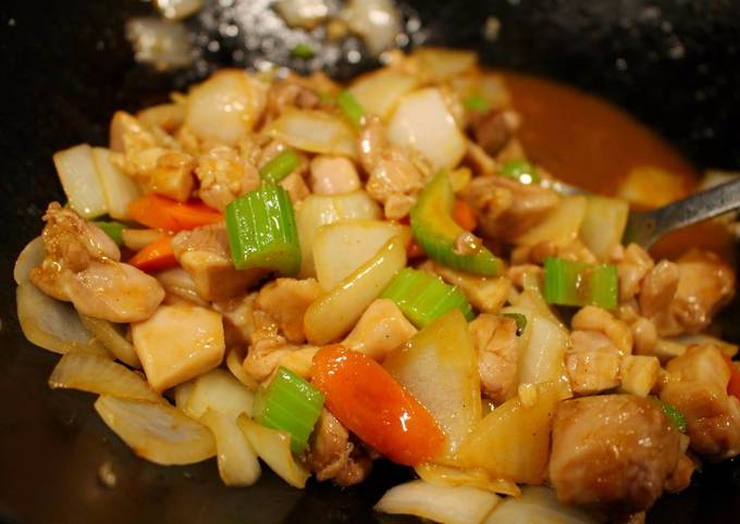 Easiest Way to Prepare Speedy Chicken &amp; Veg Stir Fry with Oyster Garlic Sriracha Sauce