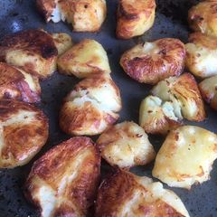 Extra Crispy Roasties 👌 A picture of Extra Crispy Roasties 👌.