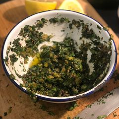 A picture of Salsa verde 💃 🌿.