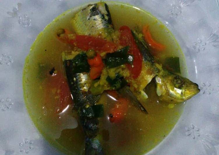 Ikan Lemuru Bumbu Kuning Non MSG (Sederhana)