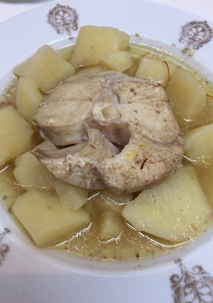 Una foto de Cazón con patatas