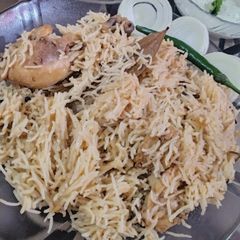 Chicken Yahkni Pulao A picture of Chicken Yahkni Pulao.
