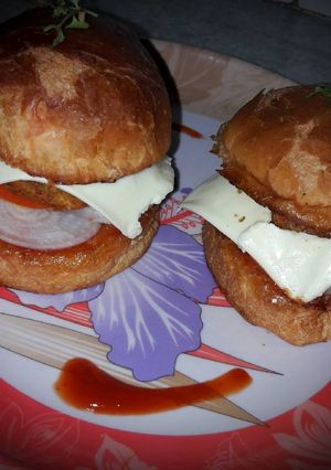 A picture of Aloo Tikki Burger.